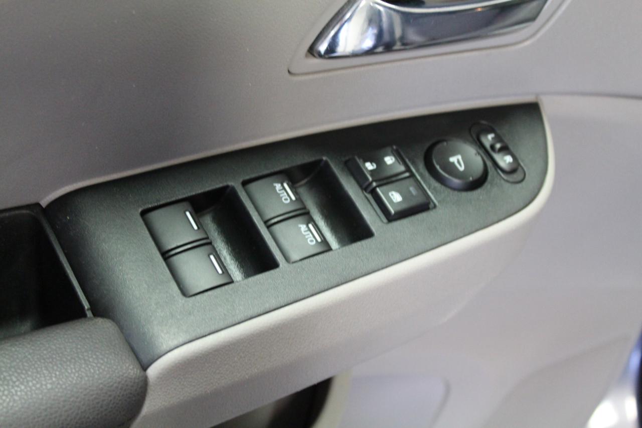 Honda Odyssey 5dr LX 2015