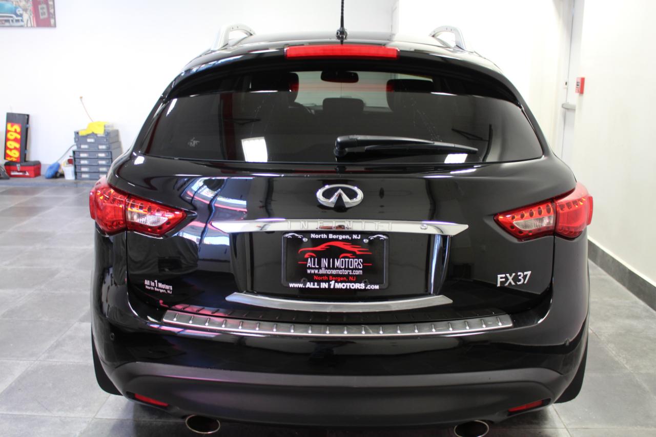 Infiniti FX37 AWD 4dr 2013