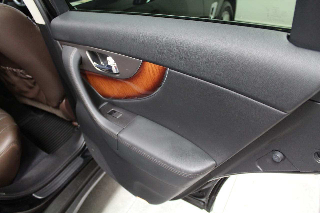 Infiniti FX37 AWD 4dr 2013