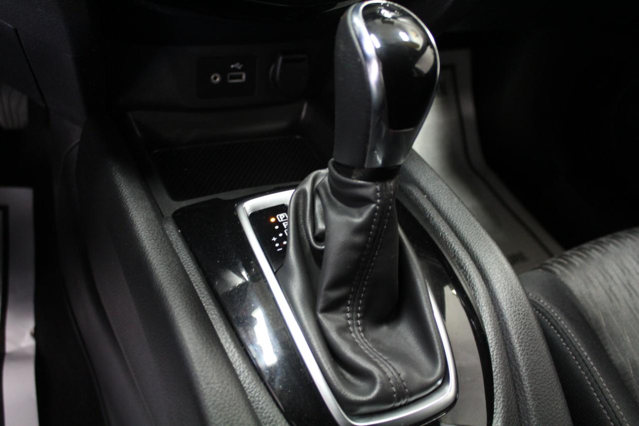 Nissan Rogue AWD SV 2018