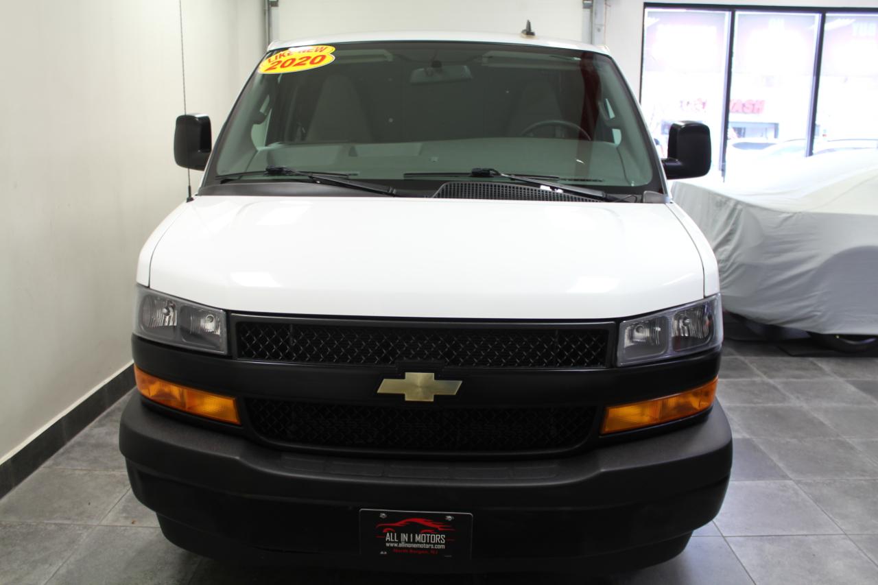 Chevrolet Express Cargo Van RWD 2500 135" 2020