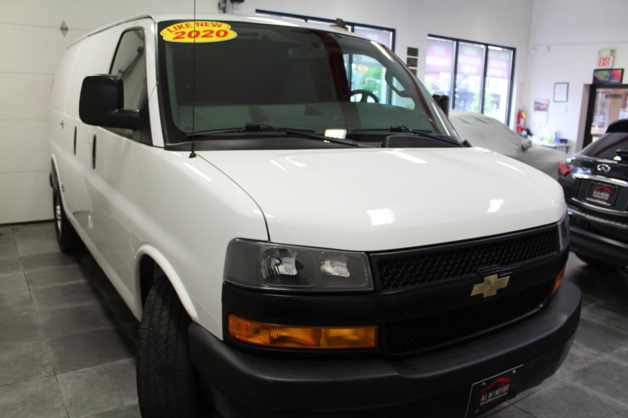 Chevrolet Express Cargo Van RWD 2500 135" 2020