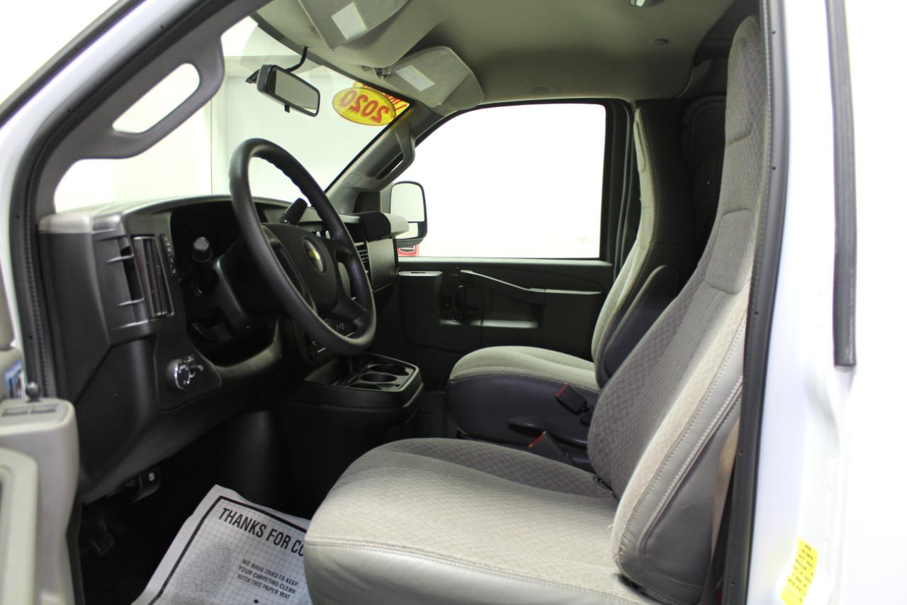 Chevrolet Express Cargo Van RWD 2500 135" 2020