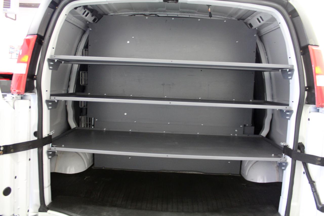 Chevrolet Express Cargo Van RWD 2500 135" 2020