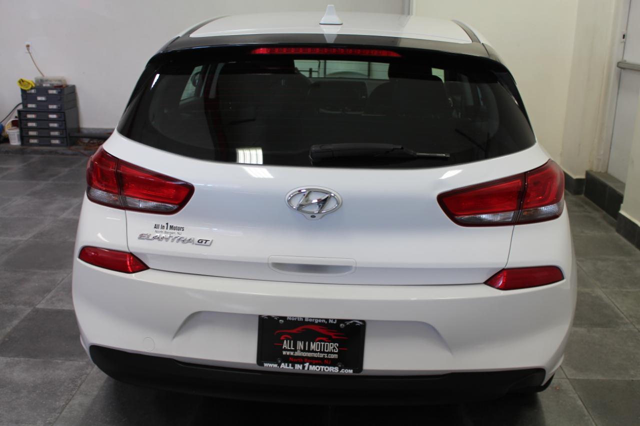 Hyundai Elantra GT Auto 2018