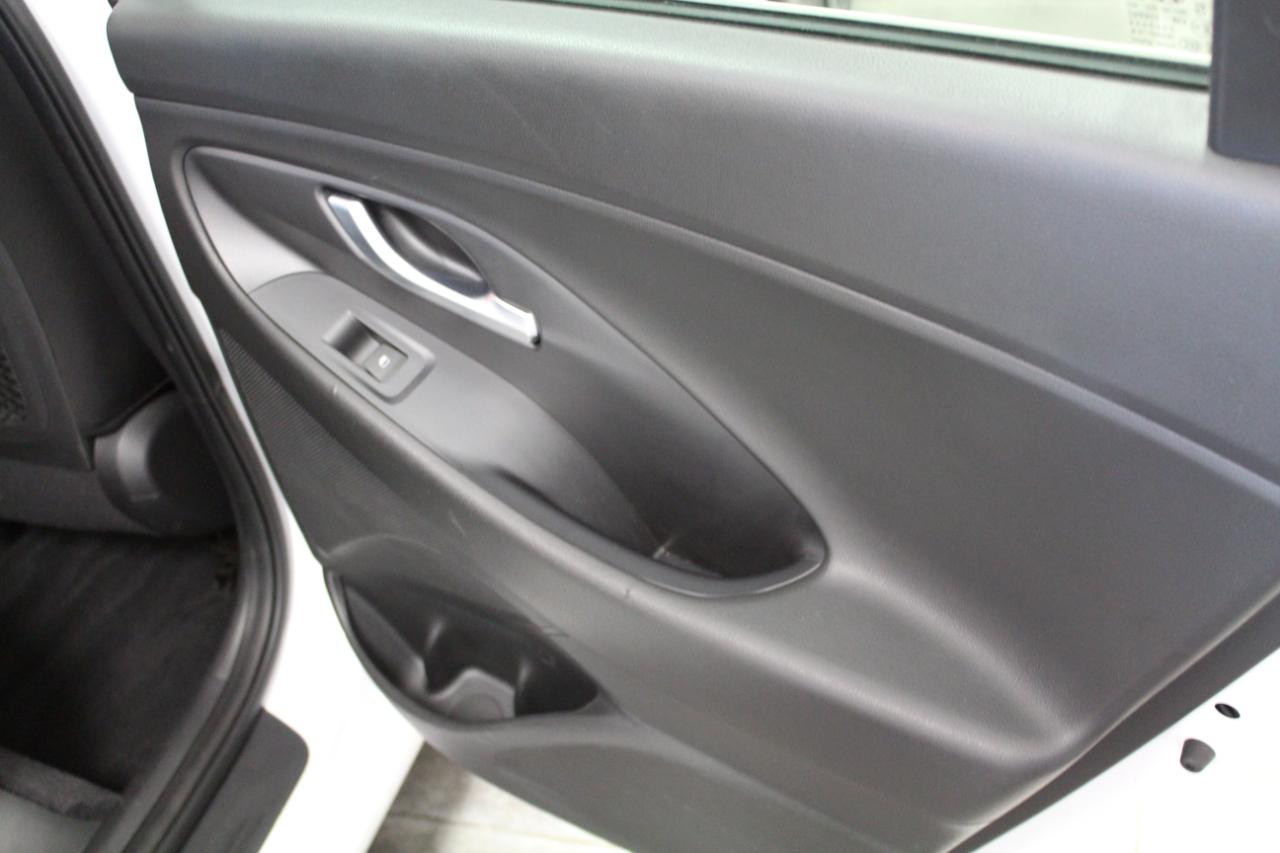 Hyundai Elantra GT Auto 2018