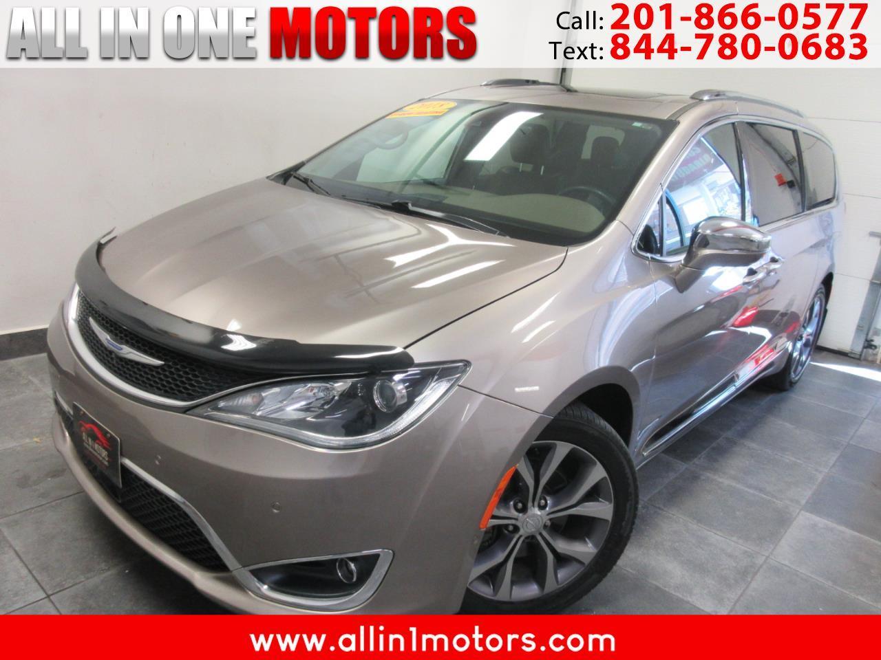 2018 Chrysler Pacifica Limited FWD