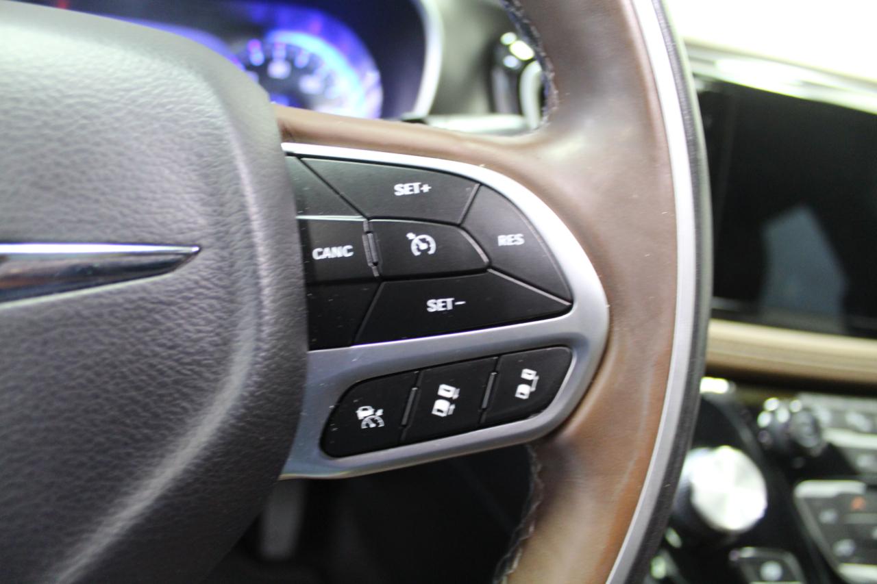 Chrysler Pacifica Limited FWD 2018