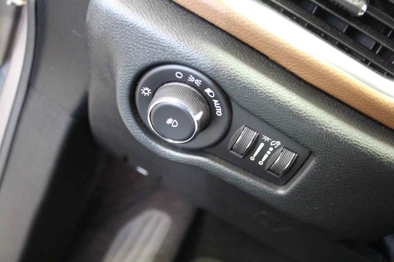 Chrysler Pacifica Limited FWD 2018