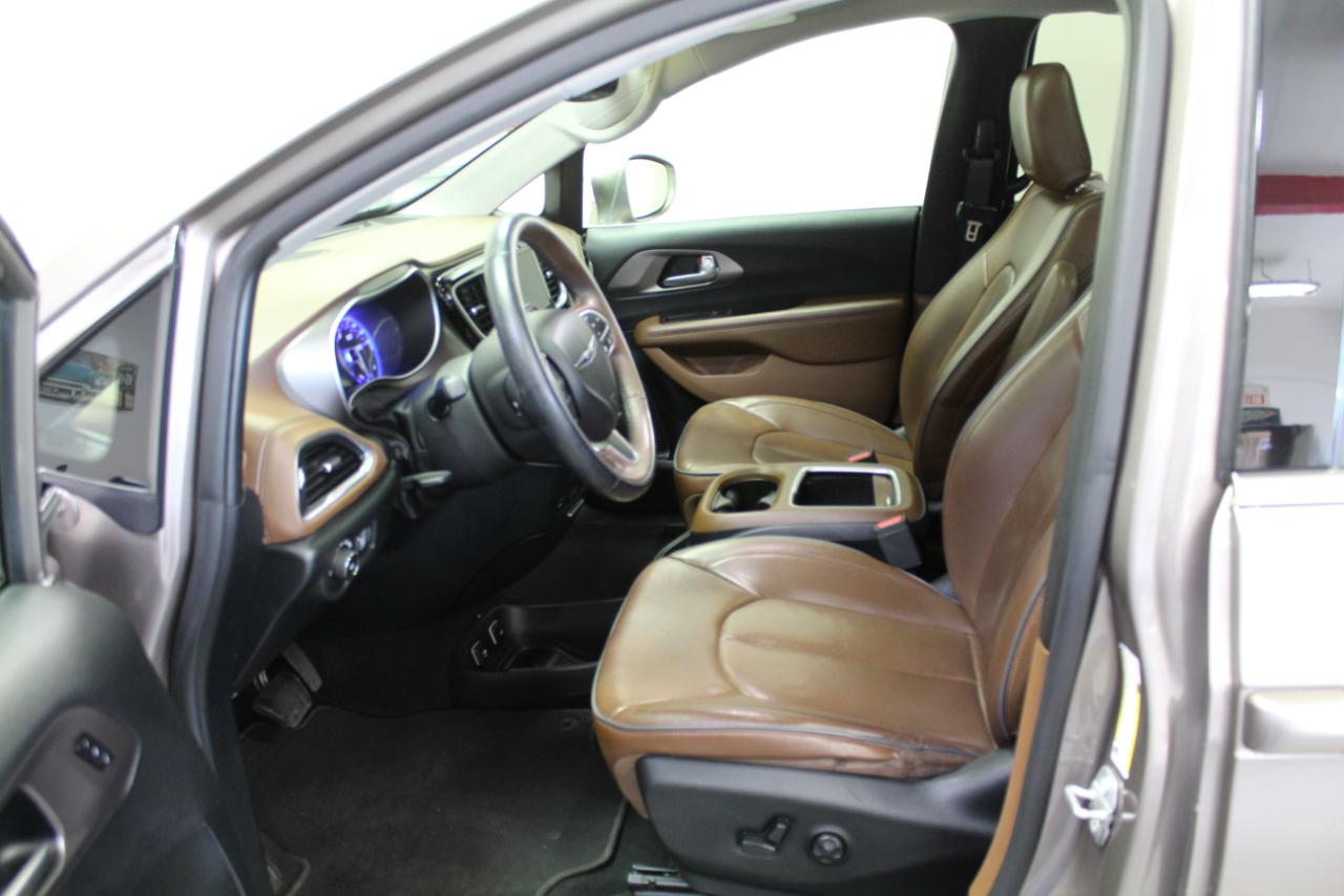 Chrysler Pacifica Limited FWD 2018