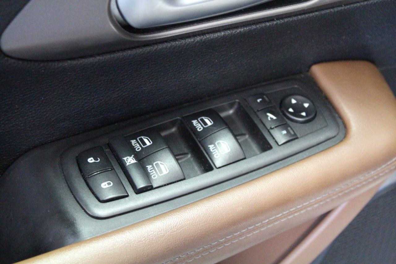 Chrysler Pacifica Limited FWD 2018