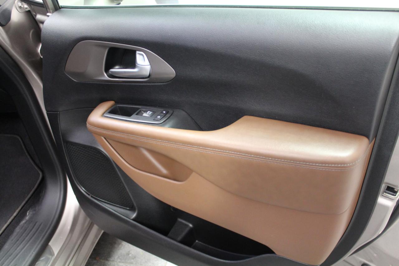Chrysler Pacifica Limited FWD 2018