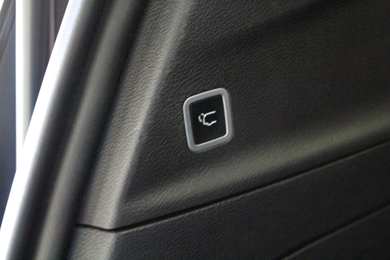 Chrysler Pacifica Limited FWD 2018