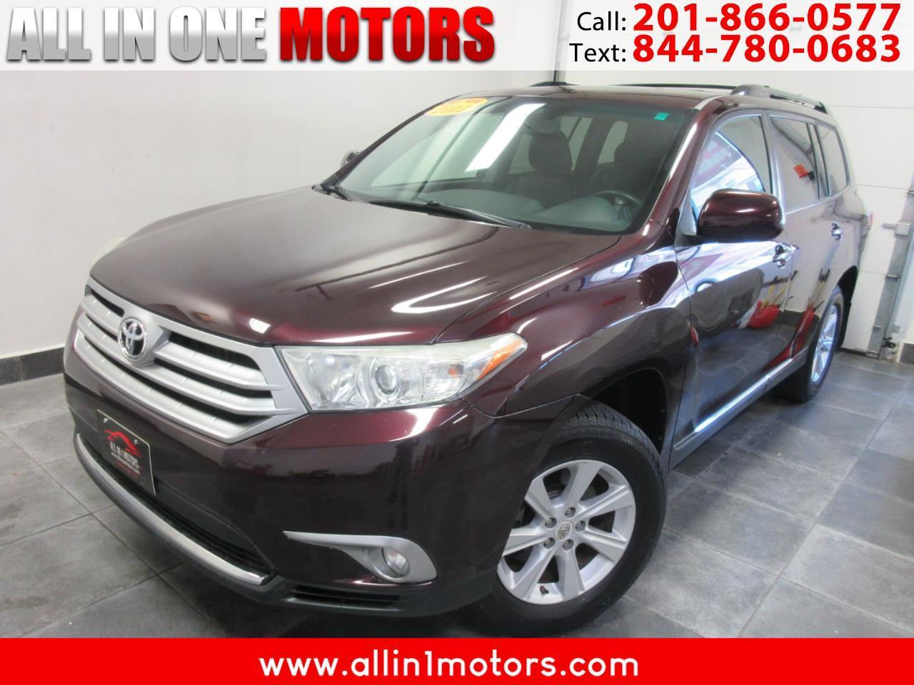 Toyota Highlander 4WD 4dr V6 Base (Natl) 2011