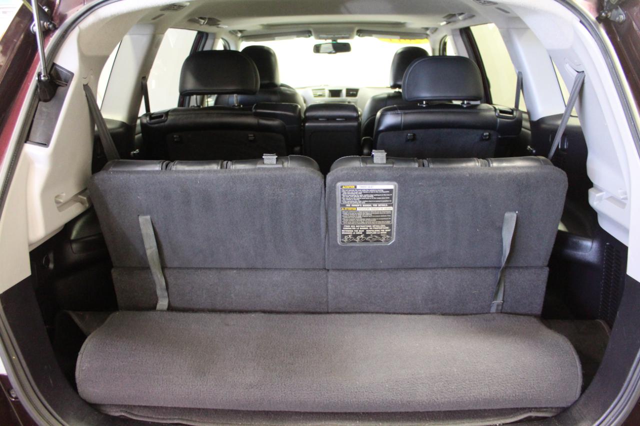 Toyota Highlander 4WD 4dr V6 Base (Natl) 2011