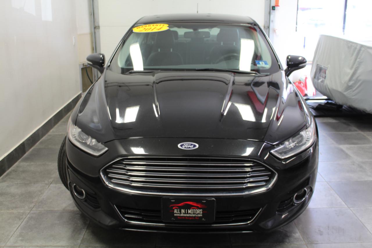 Ford Fusion 4dr Sdn Titanium FWD 2014