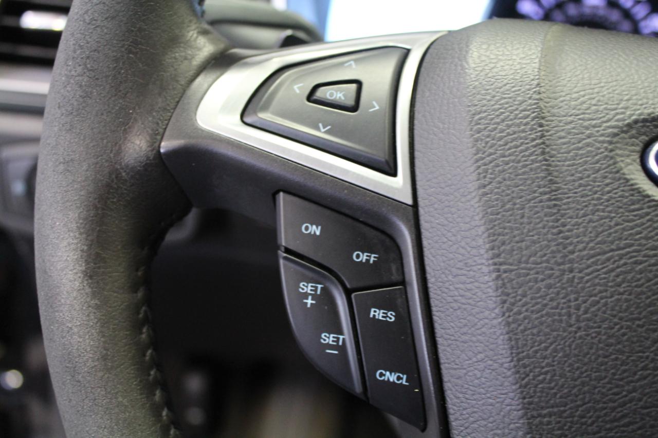 Ford Fusion 4dr Sdn Titanium FWD 2014