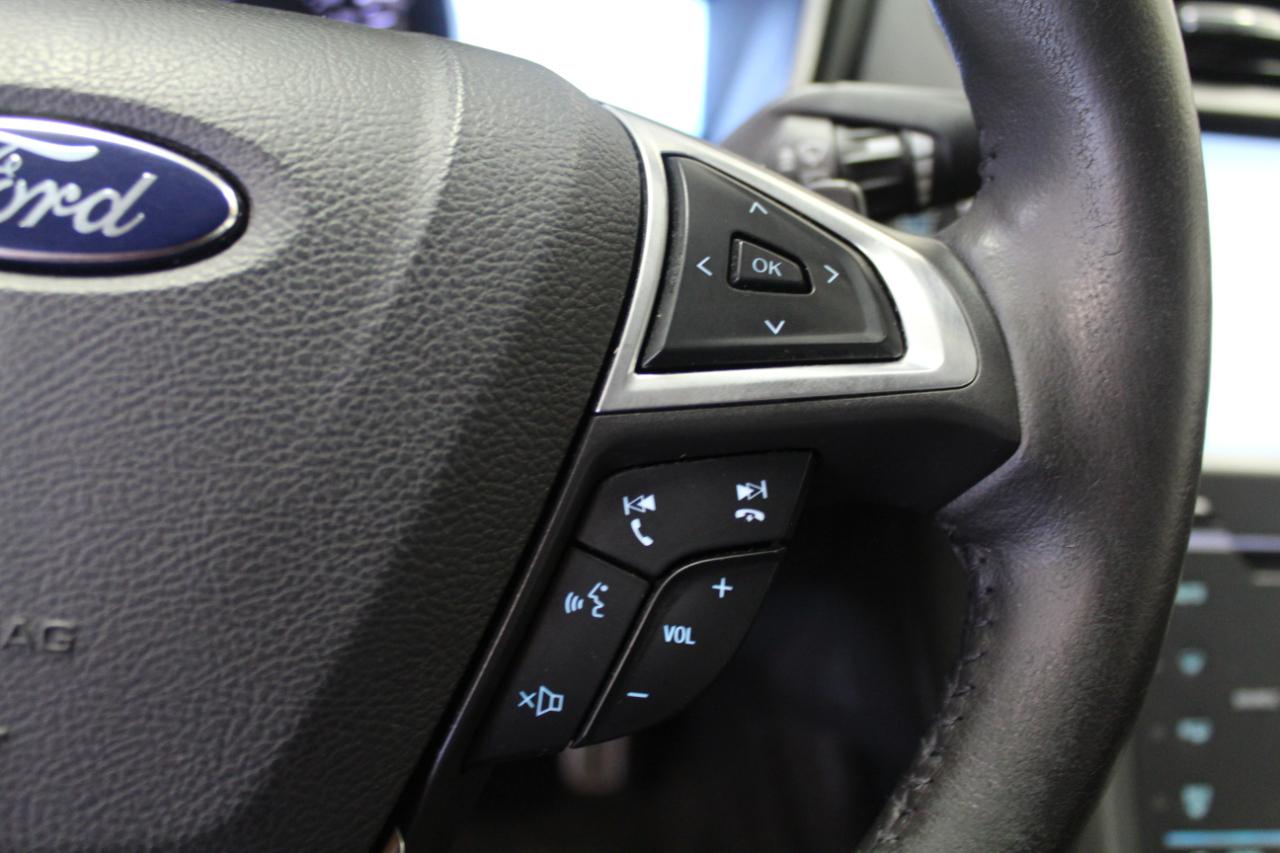Ford Fusion 4dr Sdn Titanium FWD 2014