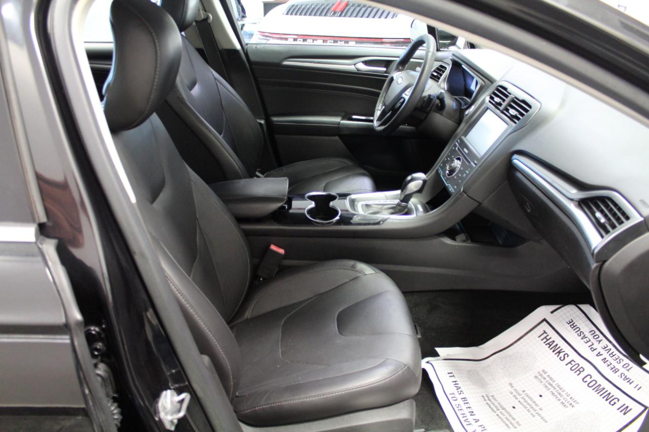 Ford Fusion 4dr Sdn Titanium FWD 2014