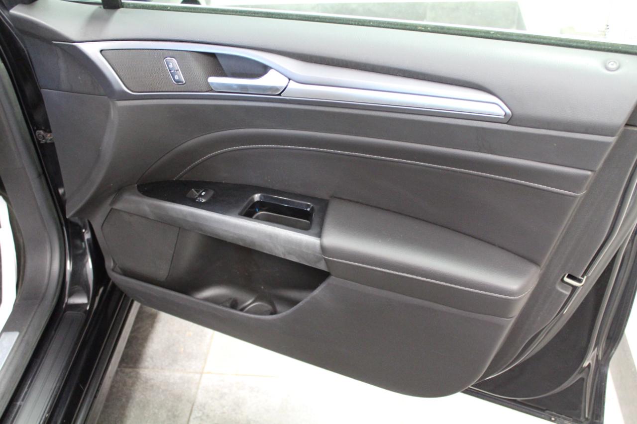 Ford Fusion 4dr Sdn Titanium FWD 2014