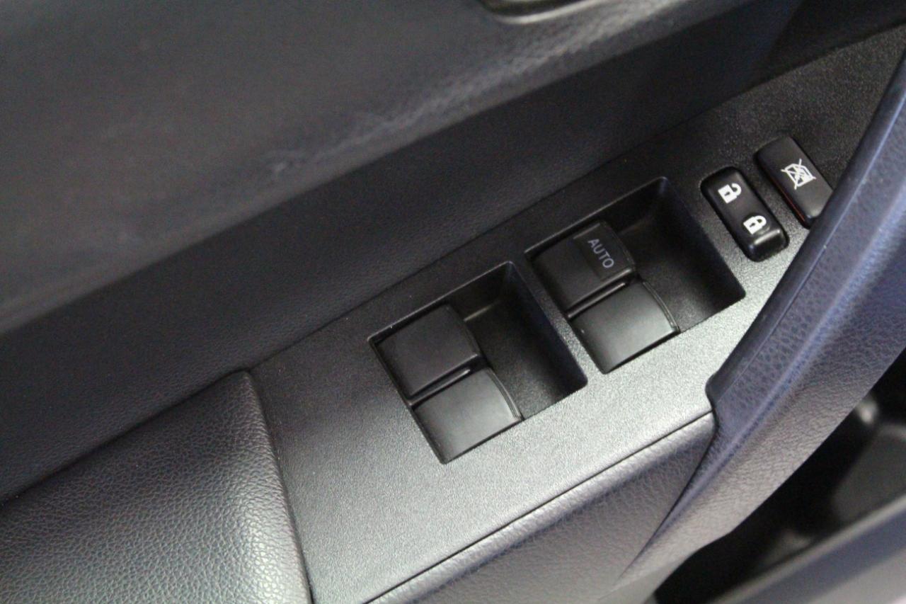 Toyota Corolla 4dr Sdn CVT S (Natl) 2016