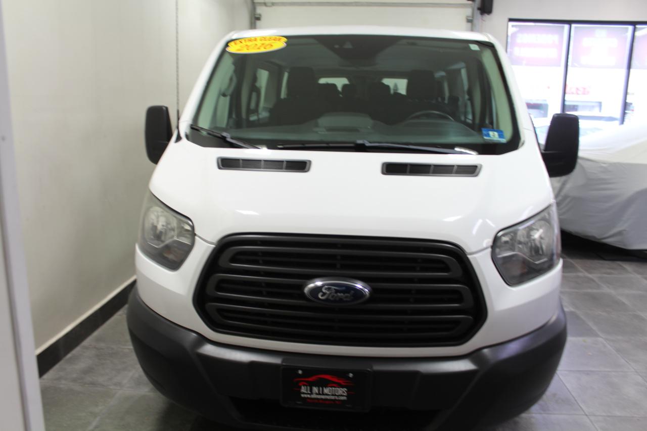 Ford Transit Wagon T-350 148" Low Roof XL Sliding RH Dr 2016