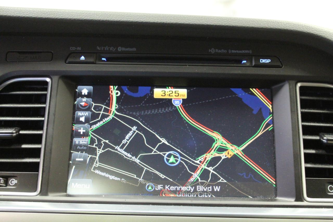 Hyundai Sonata 4dr Sdn 2.4L Limited PZEV 2015