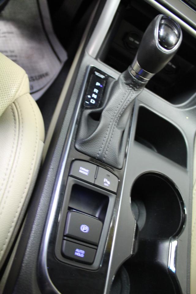 Hyundai Sonata 4dr Sdn 2.4L Limited PZEV 2015