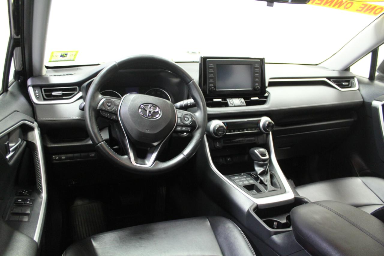 Toyota RAV4 XLE Premium AWD (Natl) 2019