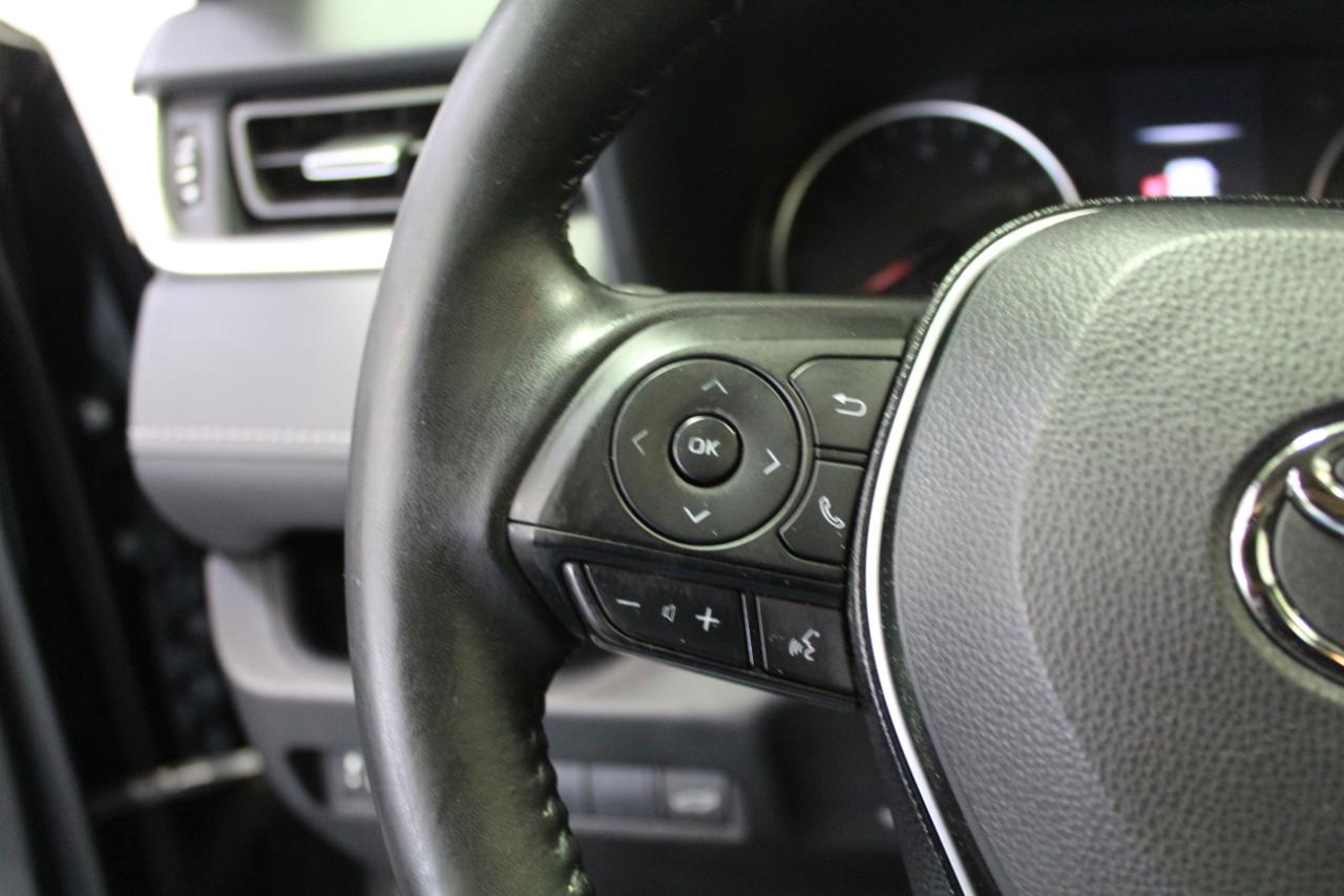 Toyota RAV4 XLE Premium AWD (Natl) 2019