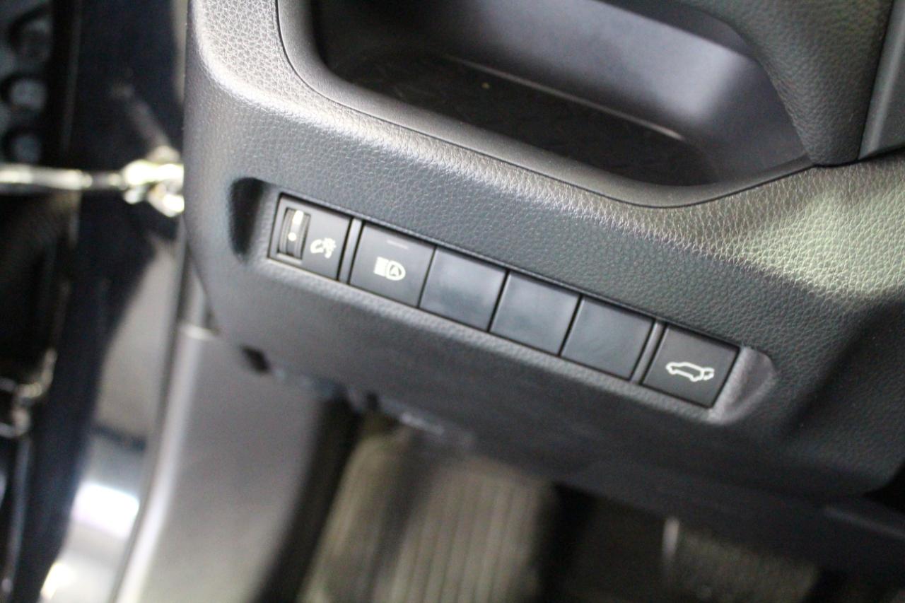 Toyota RAV4 XLE Premium AWD (Natl) 2019