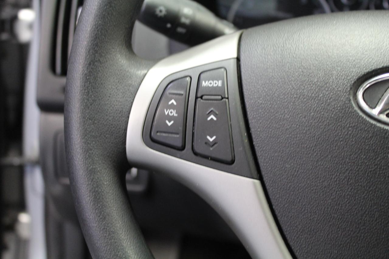 Hyundai Elantra Touring 4dr Wgn Auto GLS 2012