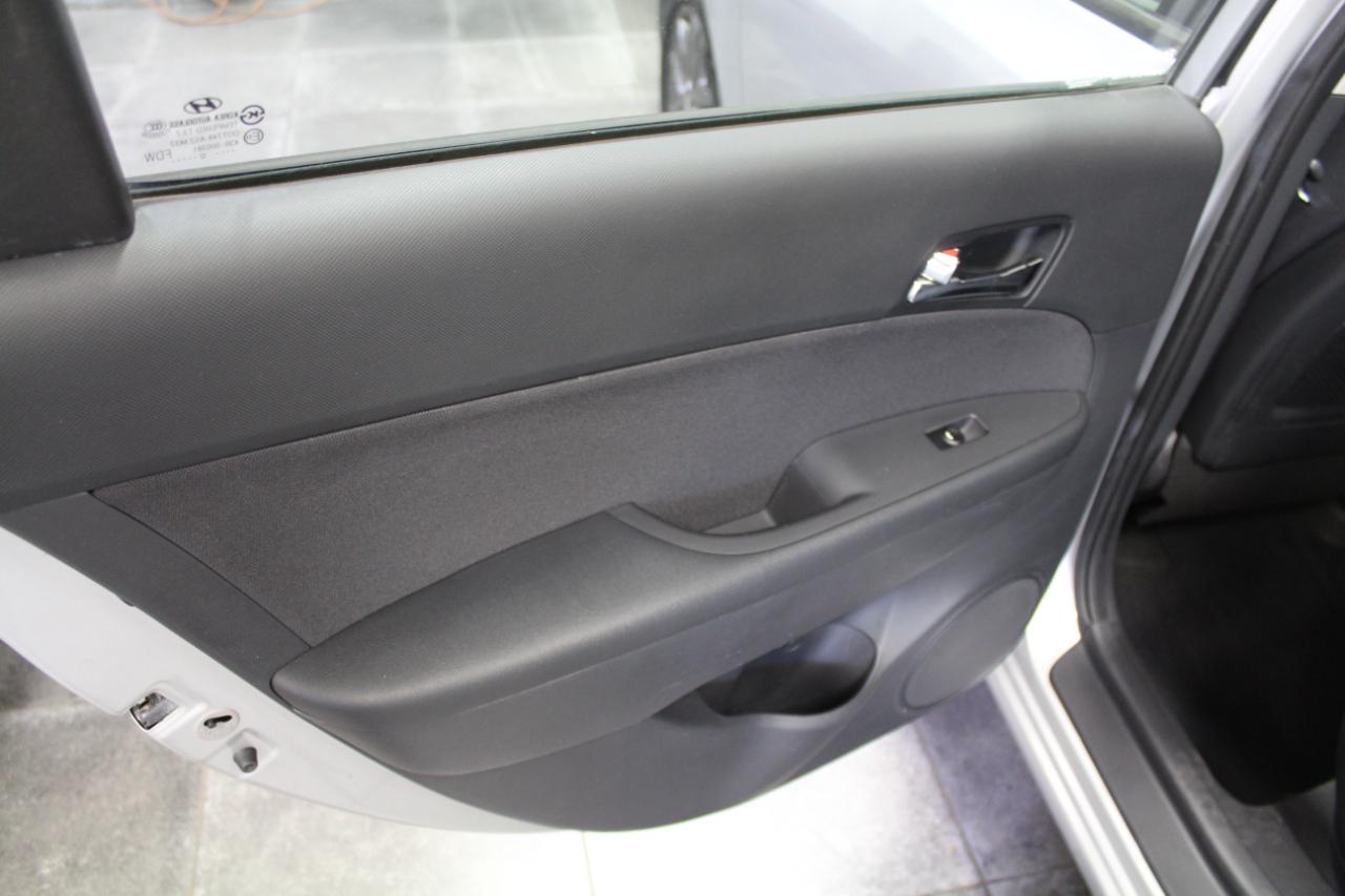 Hyundai Elantra Touring 4dr Wgn Auto GLS 2012