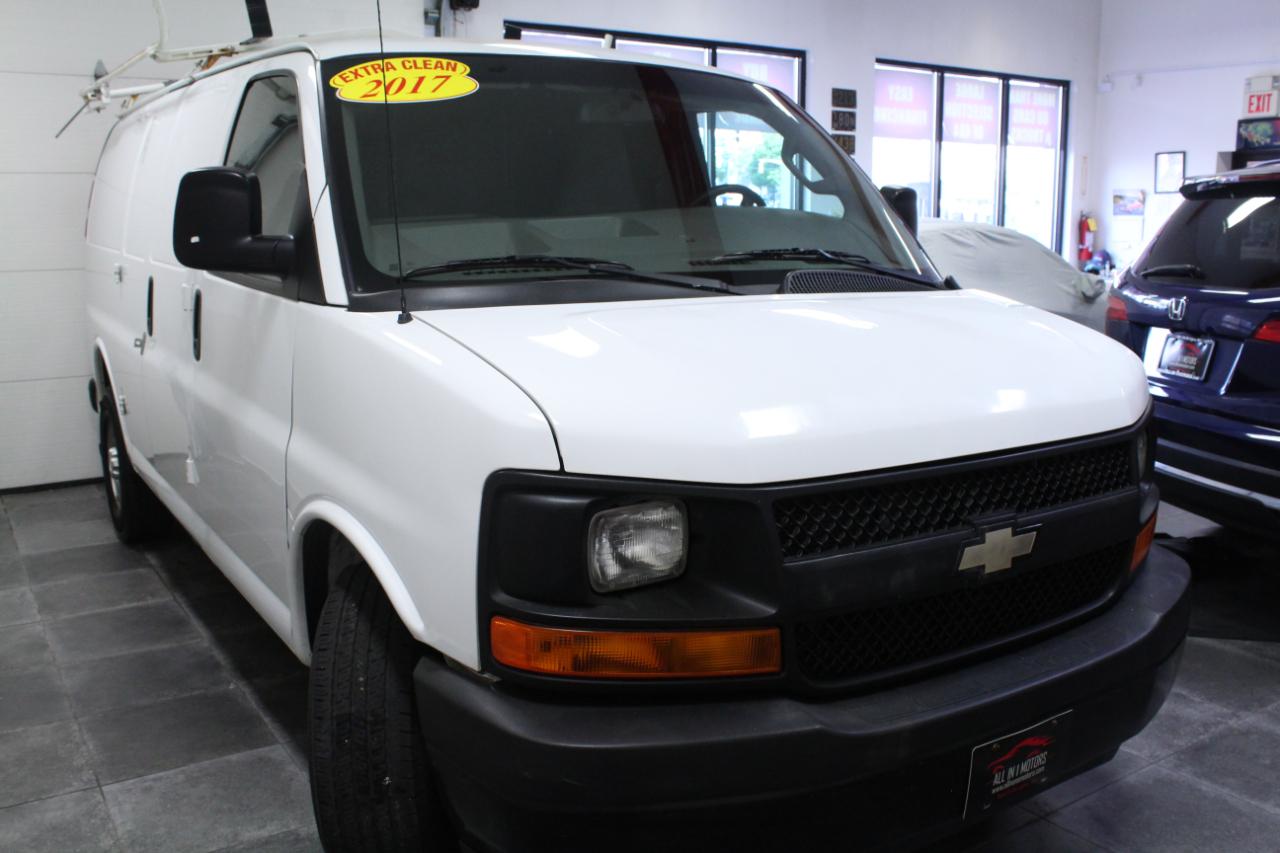 Chevrolet Express Cargo Van RWD 2500 135" 2017