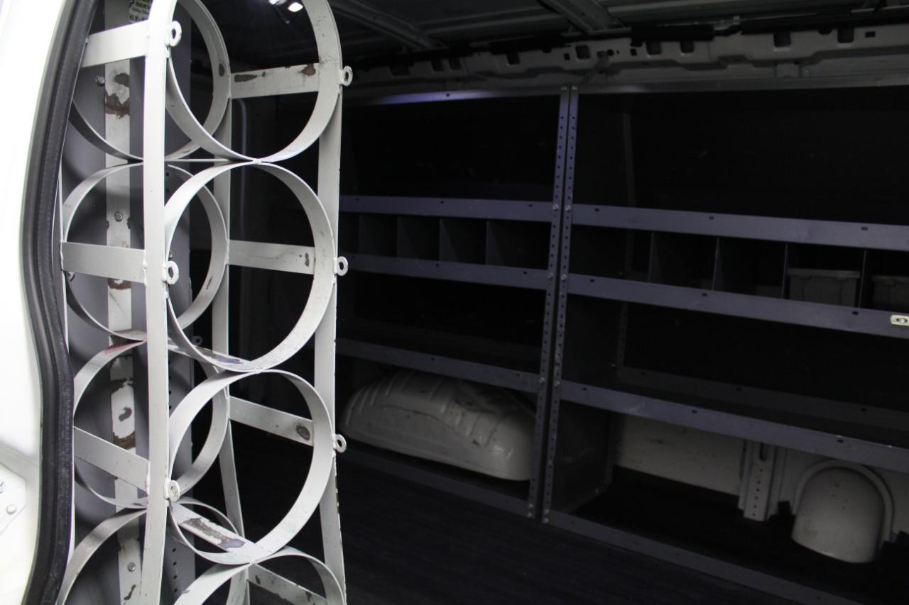 Chevrolet Express Cargo Van RWD 2500 135" 2017