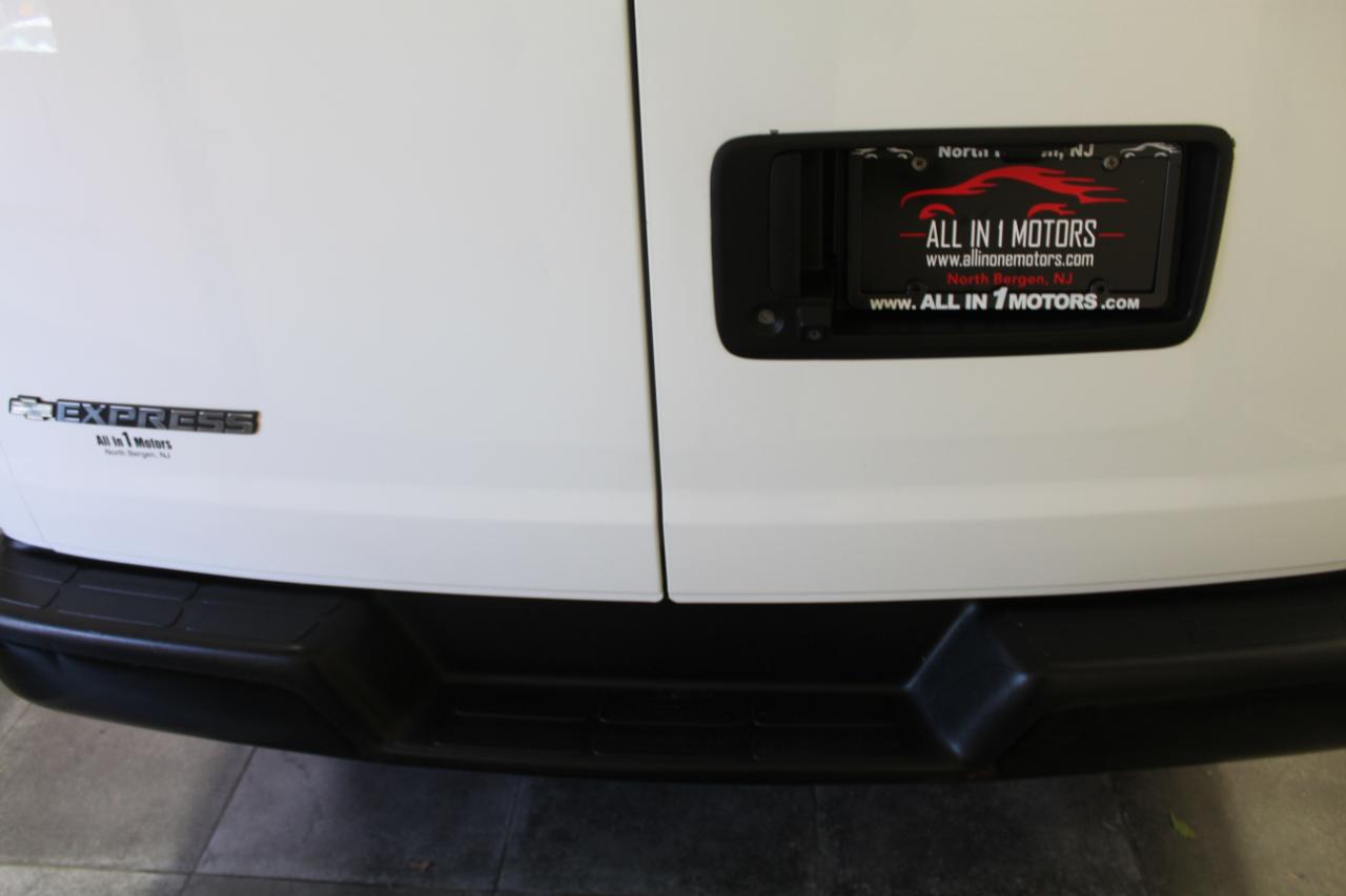 Chevrolet Express 3500  2022