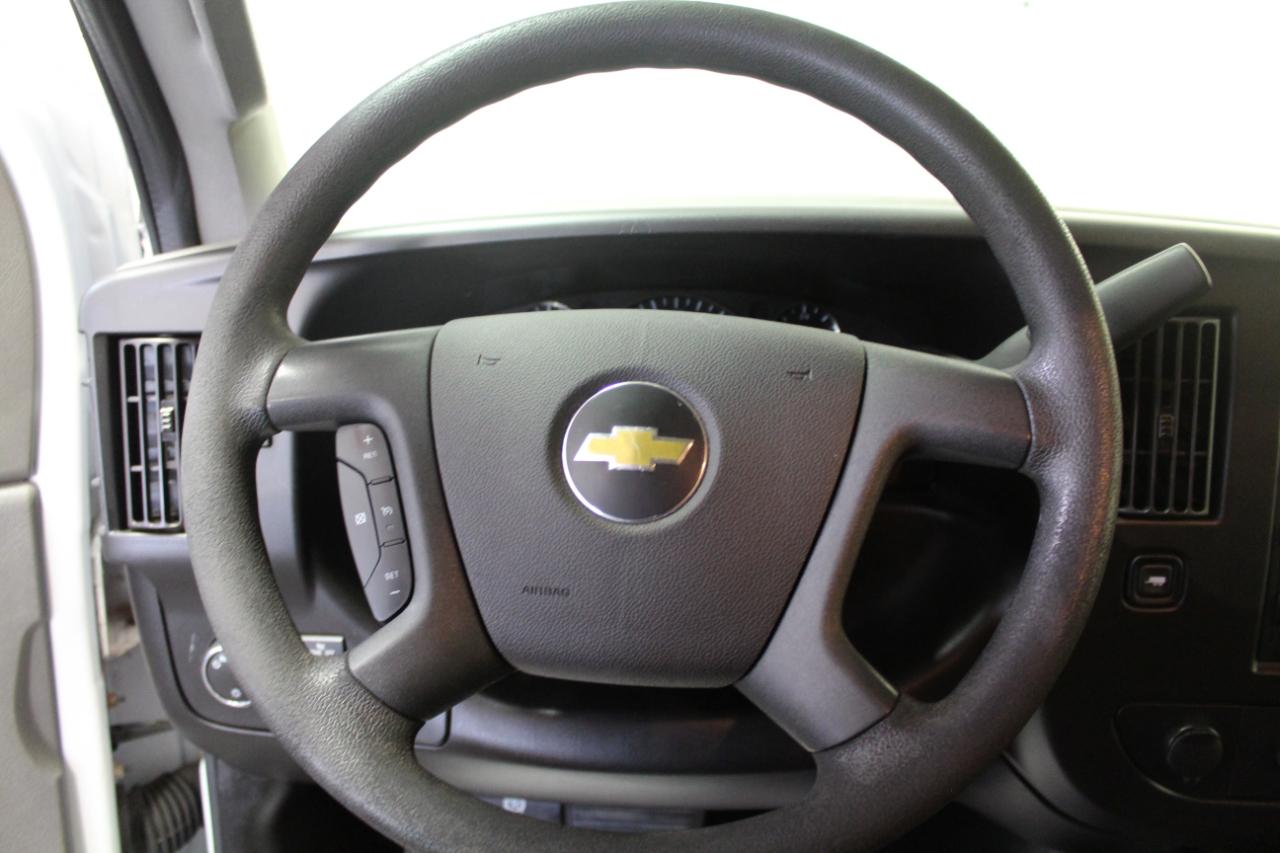 Chevrolet Express 3500  2022