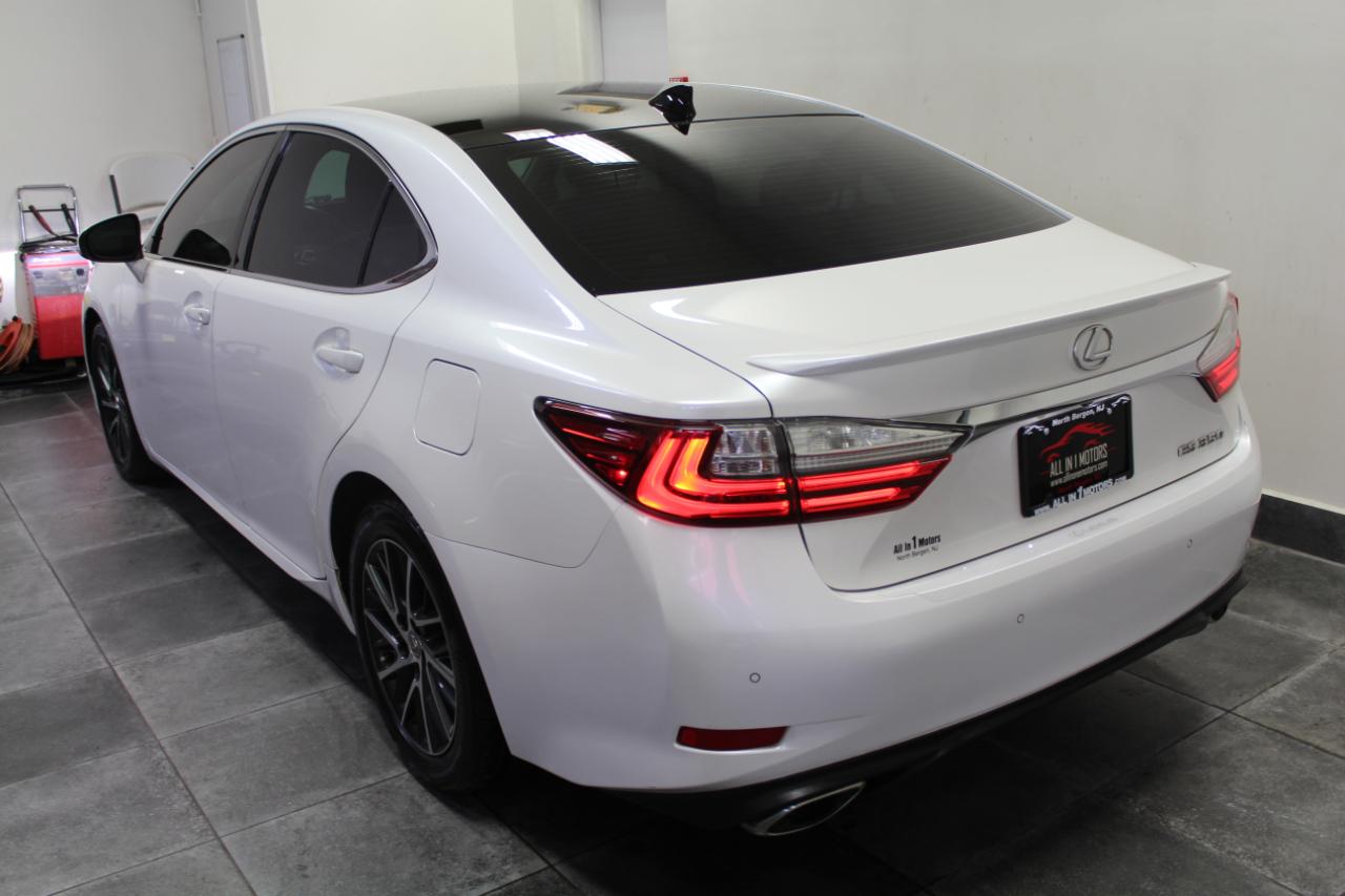 Lexus ES 350 4dr Sdn 2016