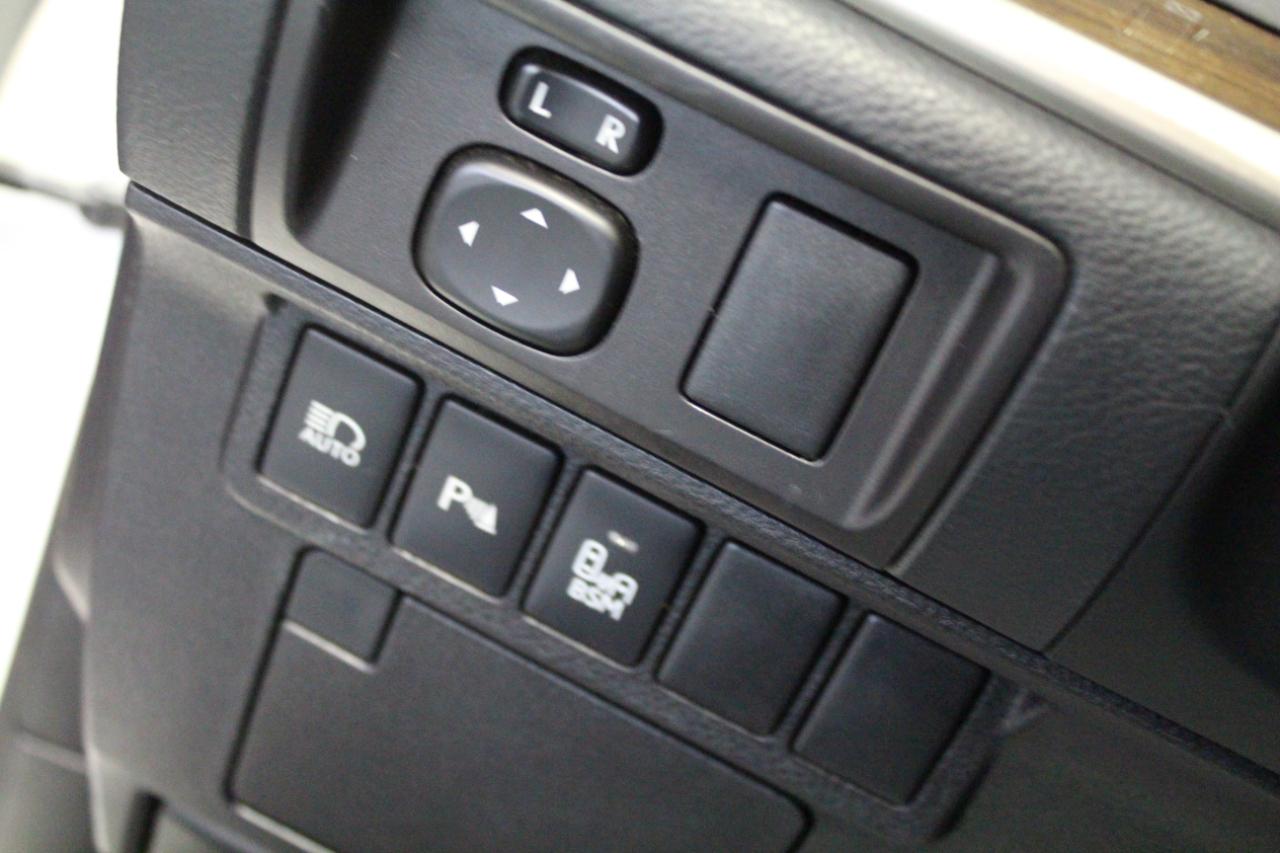 Lexus ES 350 4dr Sdn 2016