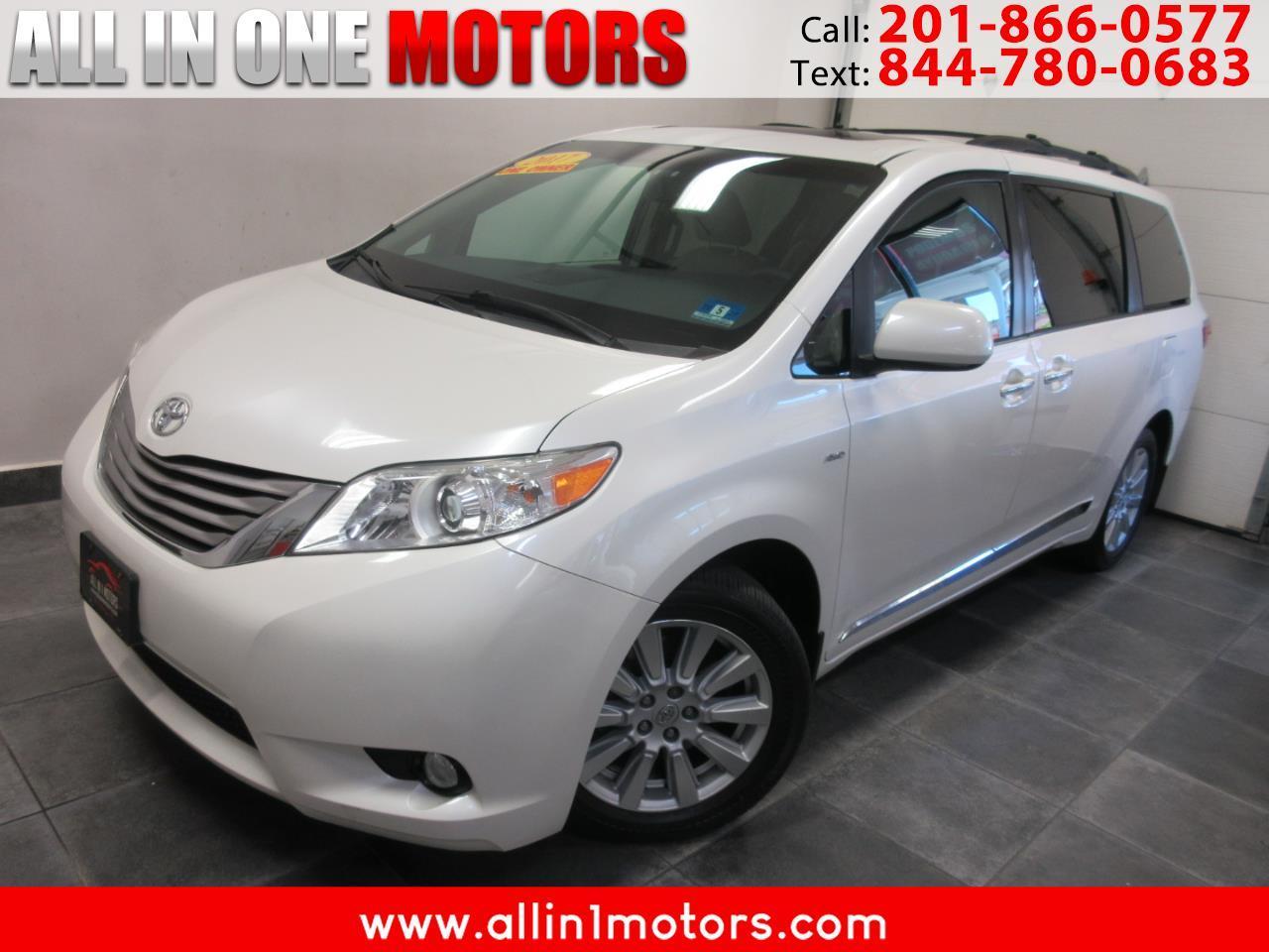 Toyota Sienna XLE AWD 7-Passenger (Natl) 2017