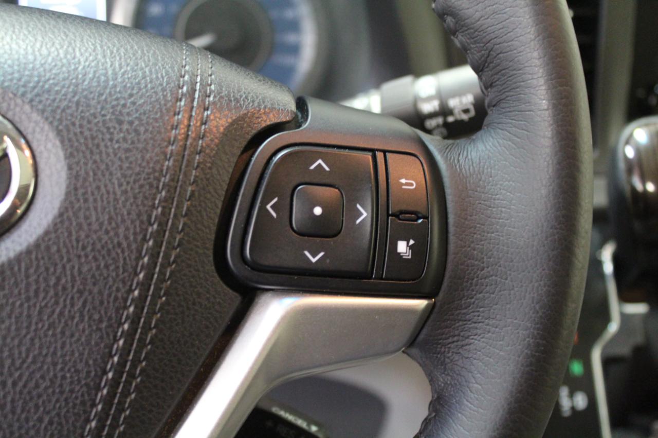 Toyota Sienna XLE AWD 7-Passenger (Natl) 2017