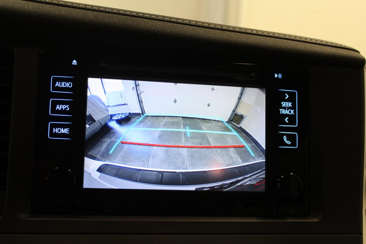 Toyota Sienna XLE AWD 7-Passenger (Natl) 2017