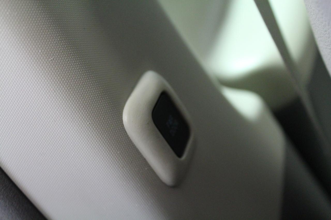 Toyota Sienna XLE AWD 7-Passenger (Natl) 2017