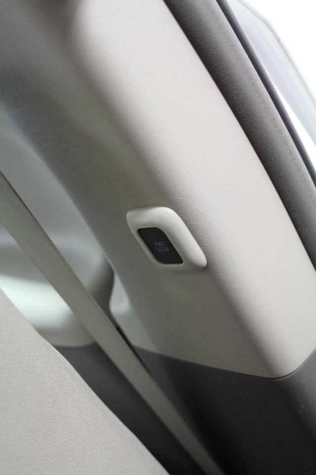 Toyota Sienna XLE AWD 7-Passenger (Natl) 2017