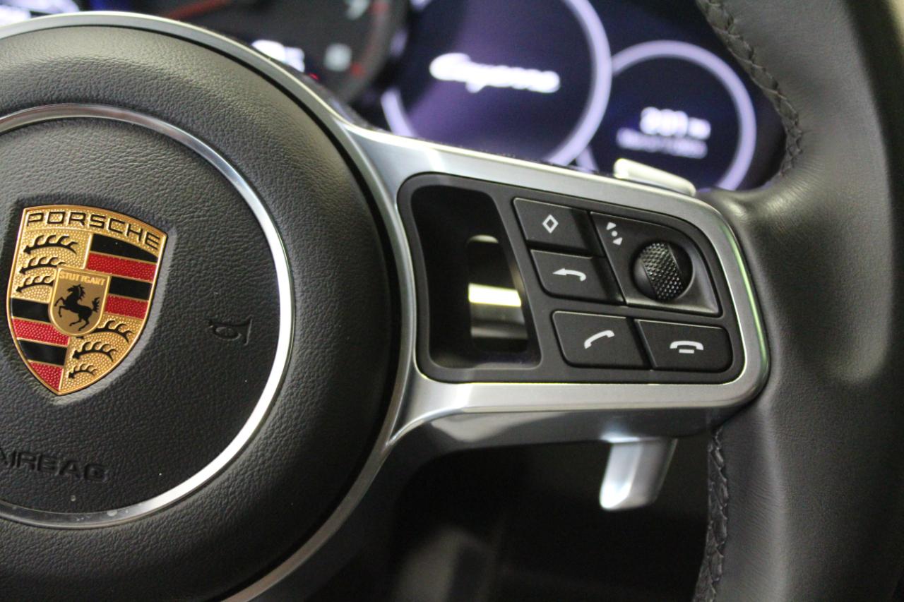 Porsche Cayenne Platinum 4D SUV 2022