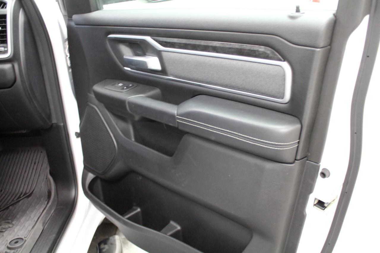 RAM 1500 Big Horn 4x4 Quad Cab 6'4" Box 2023