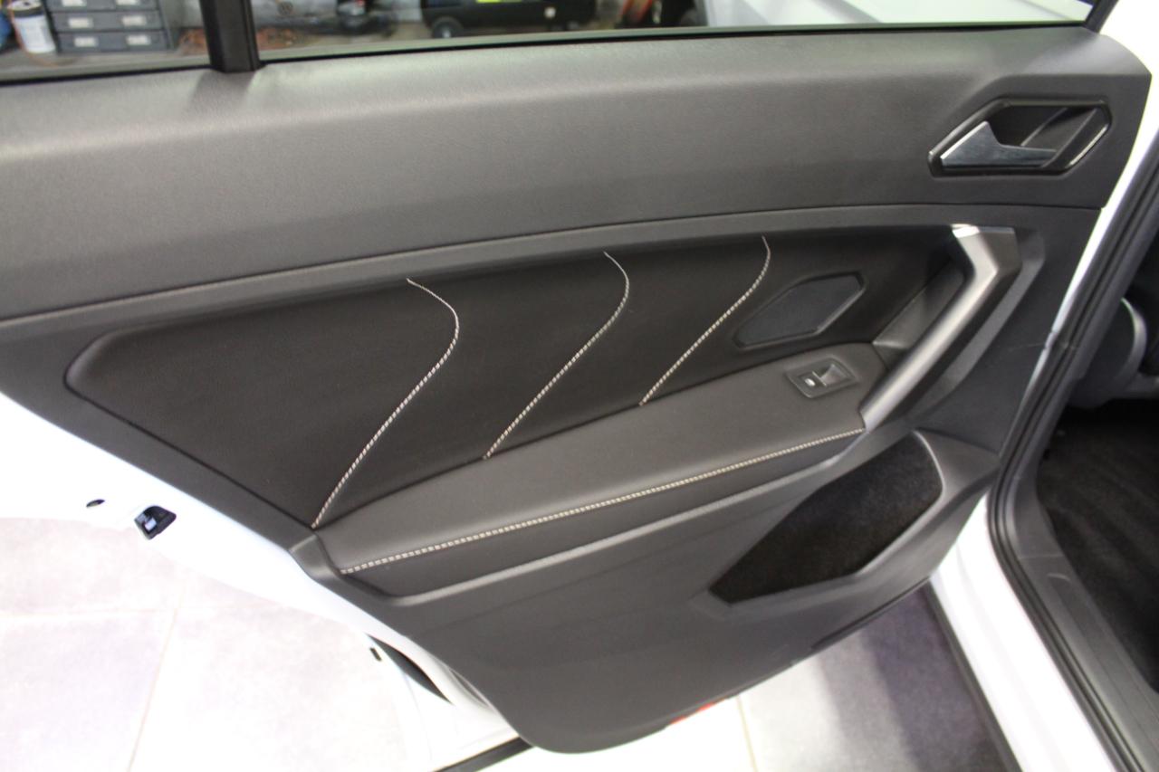 Volkswagen Tiguan 2.0T SE R-Line Black 4MOTION 2022
