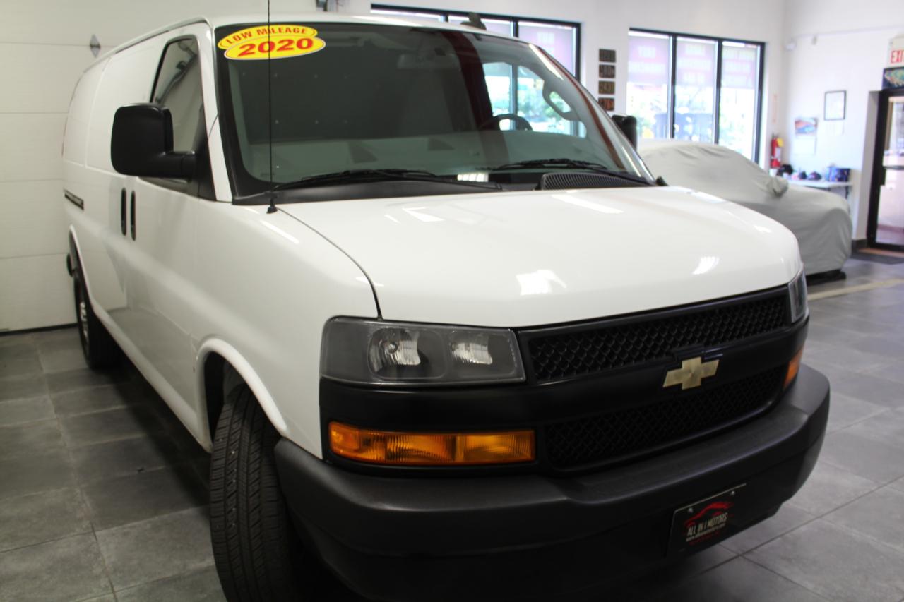 Chevrolet Express Cargo Van RWD 2500 135" 2020
