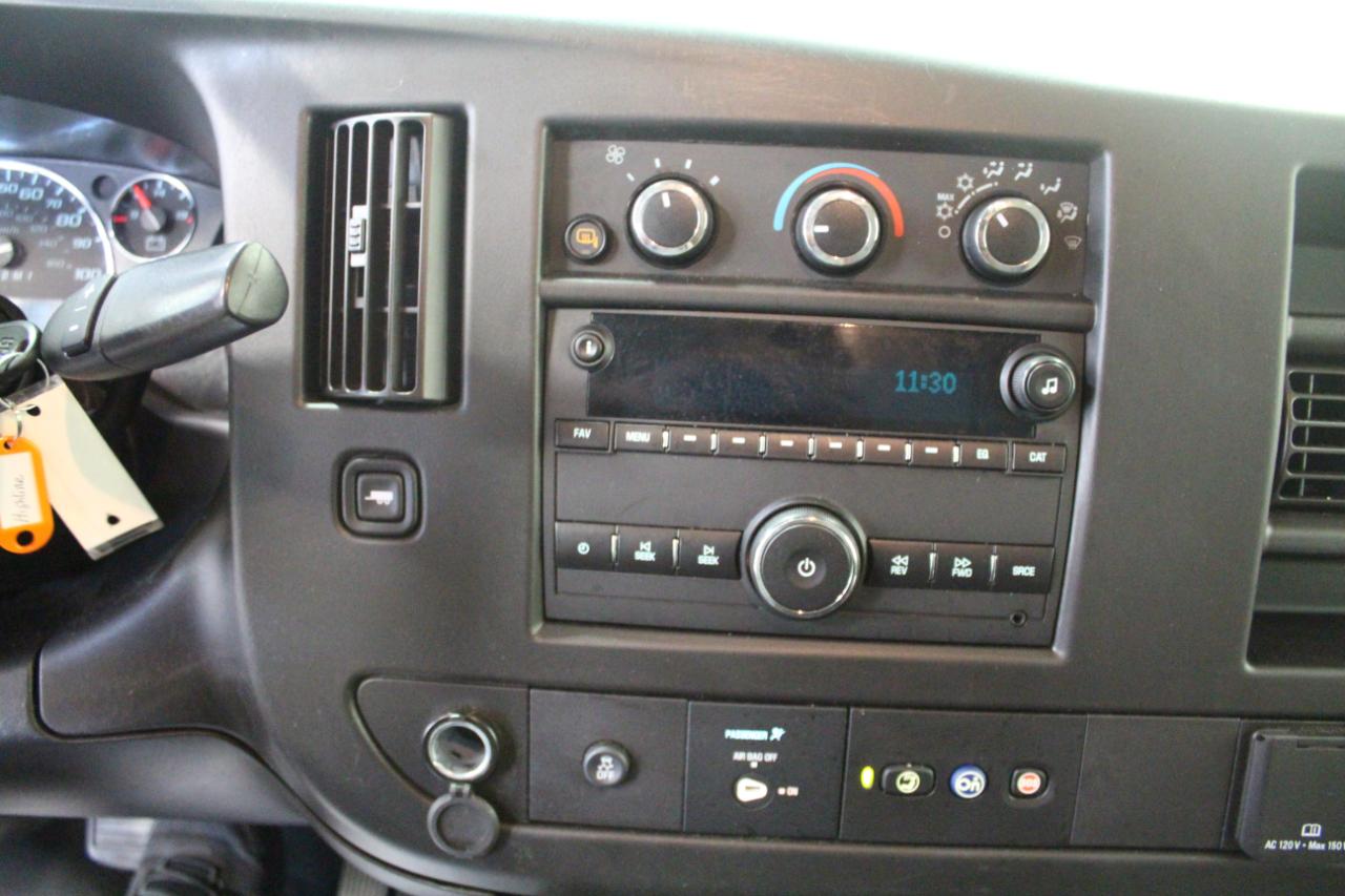 Chevrolet Express Cargo Van RWD 2500 135" 2020