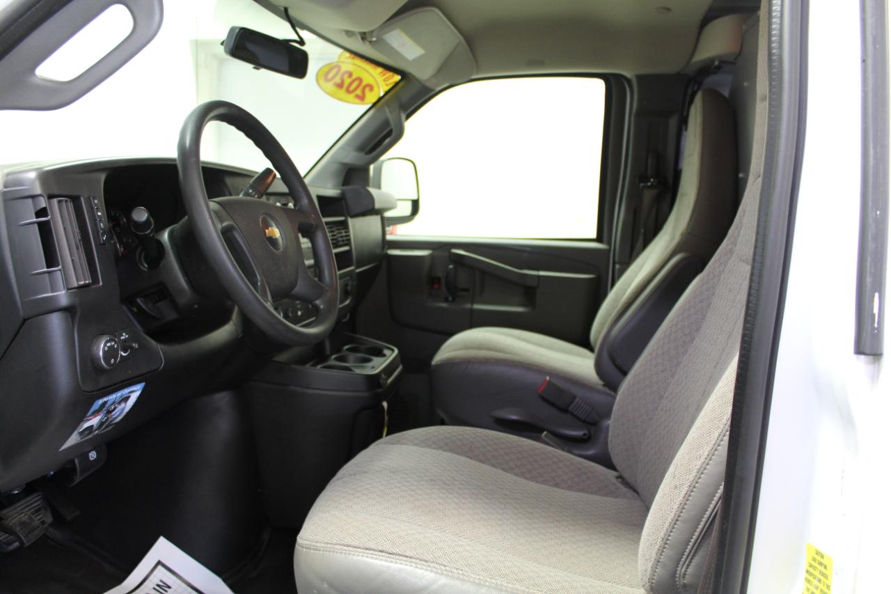 Chevrolet Express Cargo Van RWD 2500 135" 2020